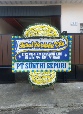 Papan Bunga Duka di Bau Bau