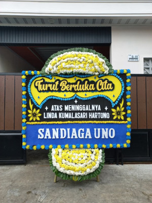 Papan Bunga Duka di Bau Bau